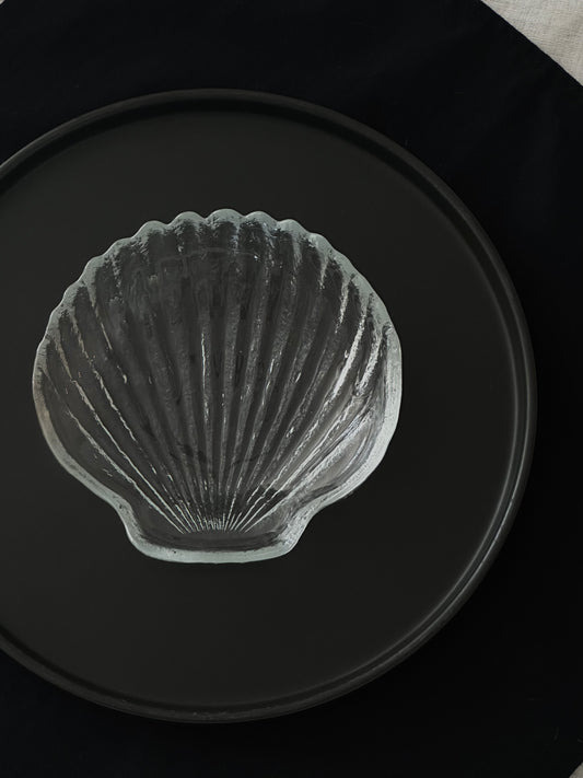 Shell Shaped Glass Serving Bowls