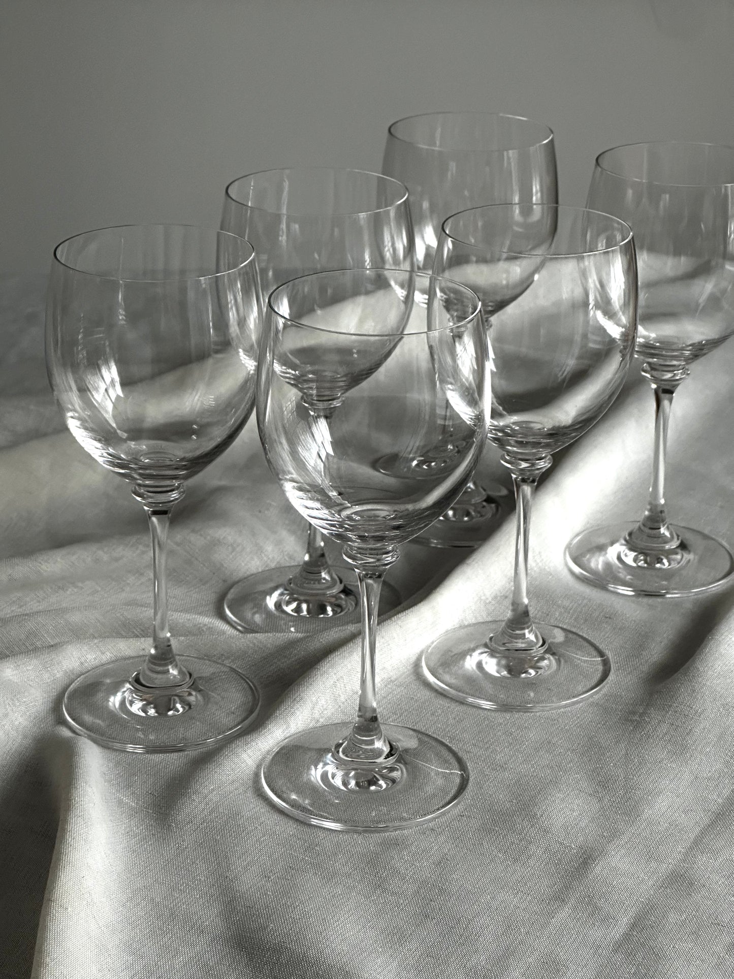 Mikasa Wine Glasses (Set of 6)