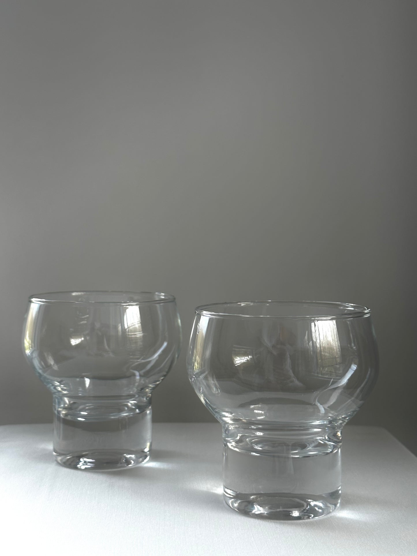 Thick stem glass (set of 4)