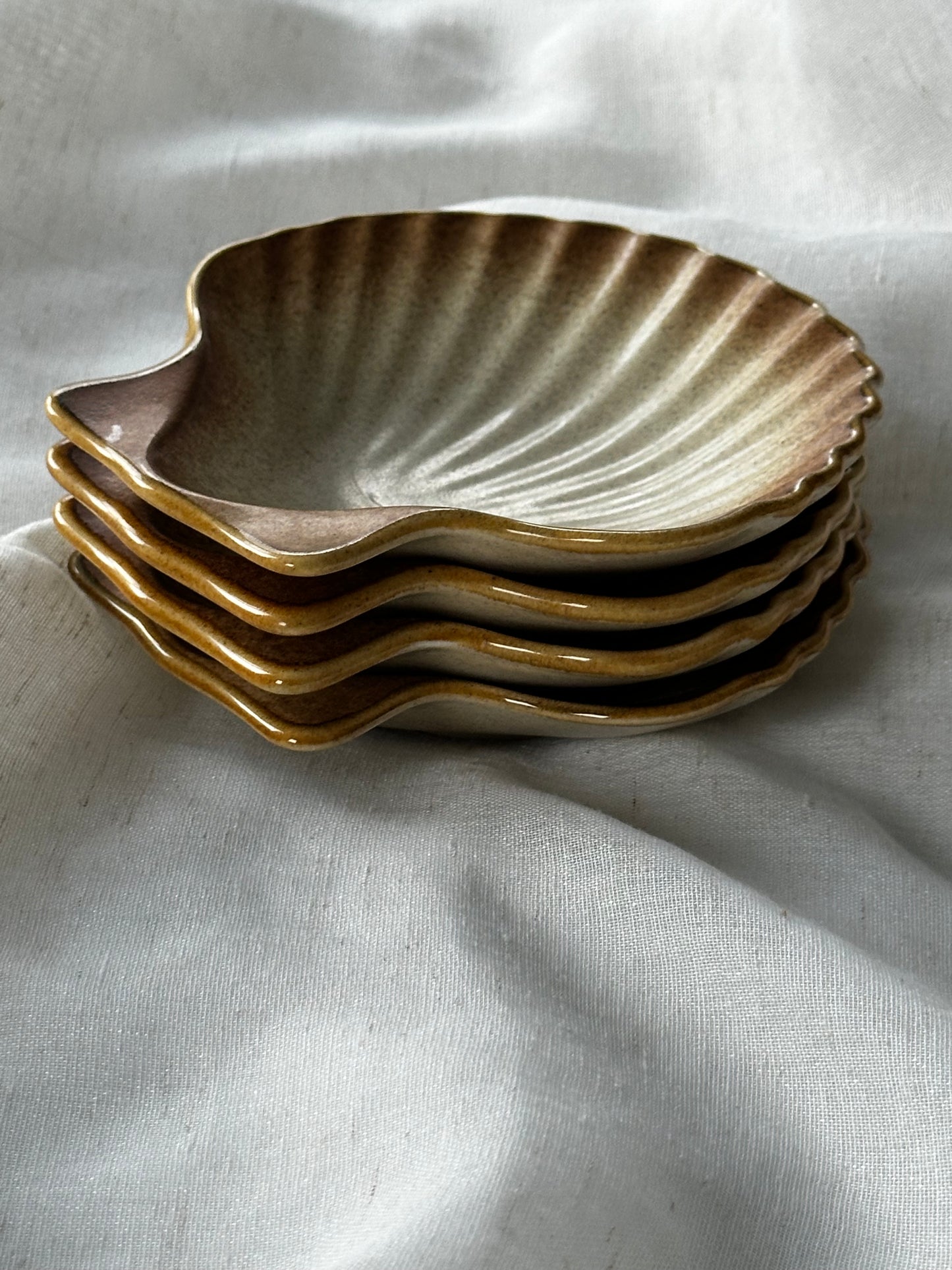 Mikasa Shell Serving Plates (Set of 4)