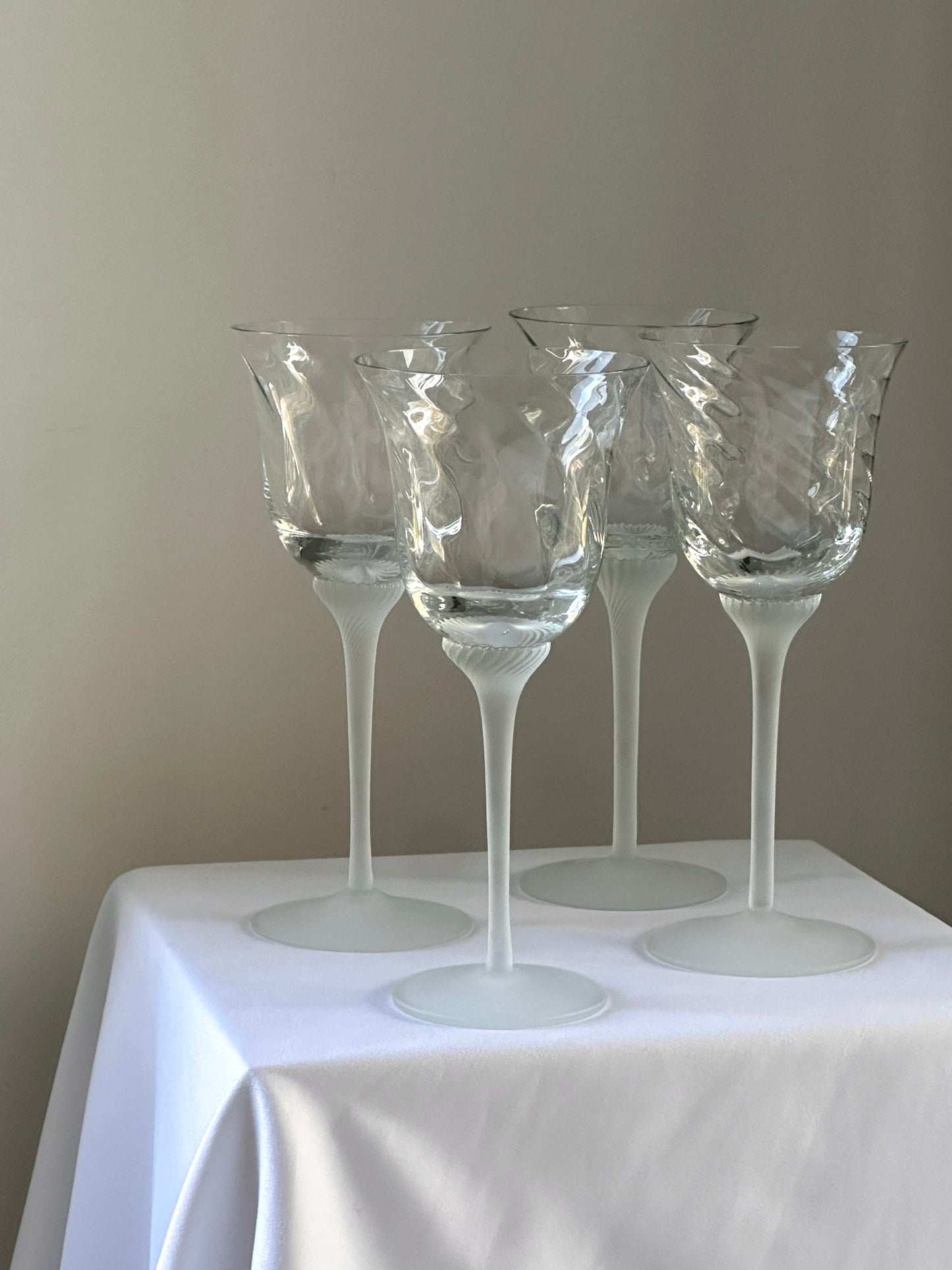 Optic Swirl Wine Glasses