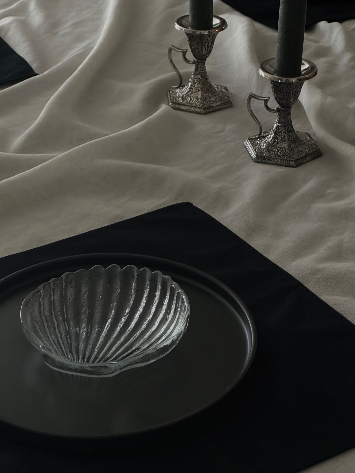 Shell Shaped Glass Serving Bowls