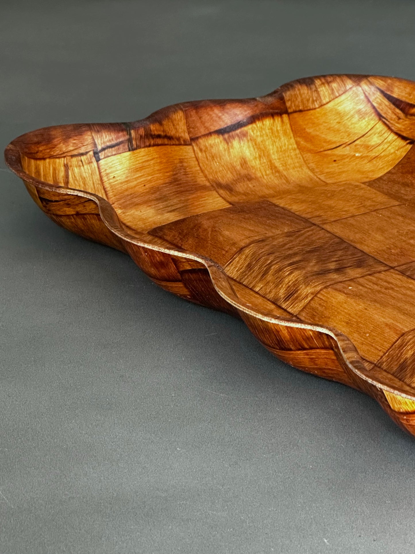 Wavy Checkered Wooden Tray