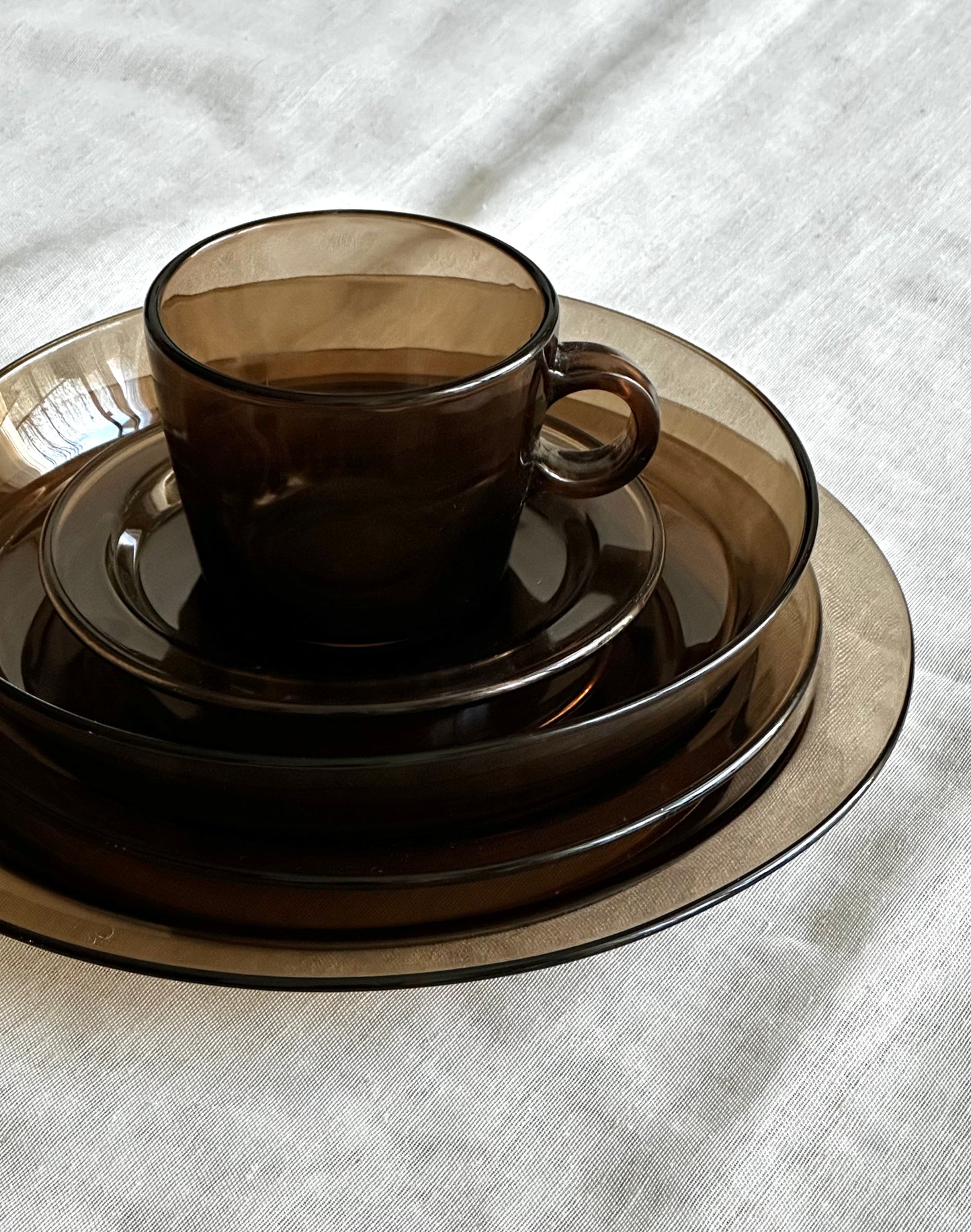 Vereco France Smoke Brown Glass Dinnerware Set 1970s - 20 PC