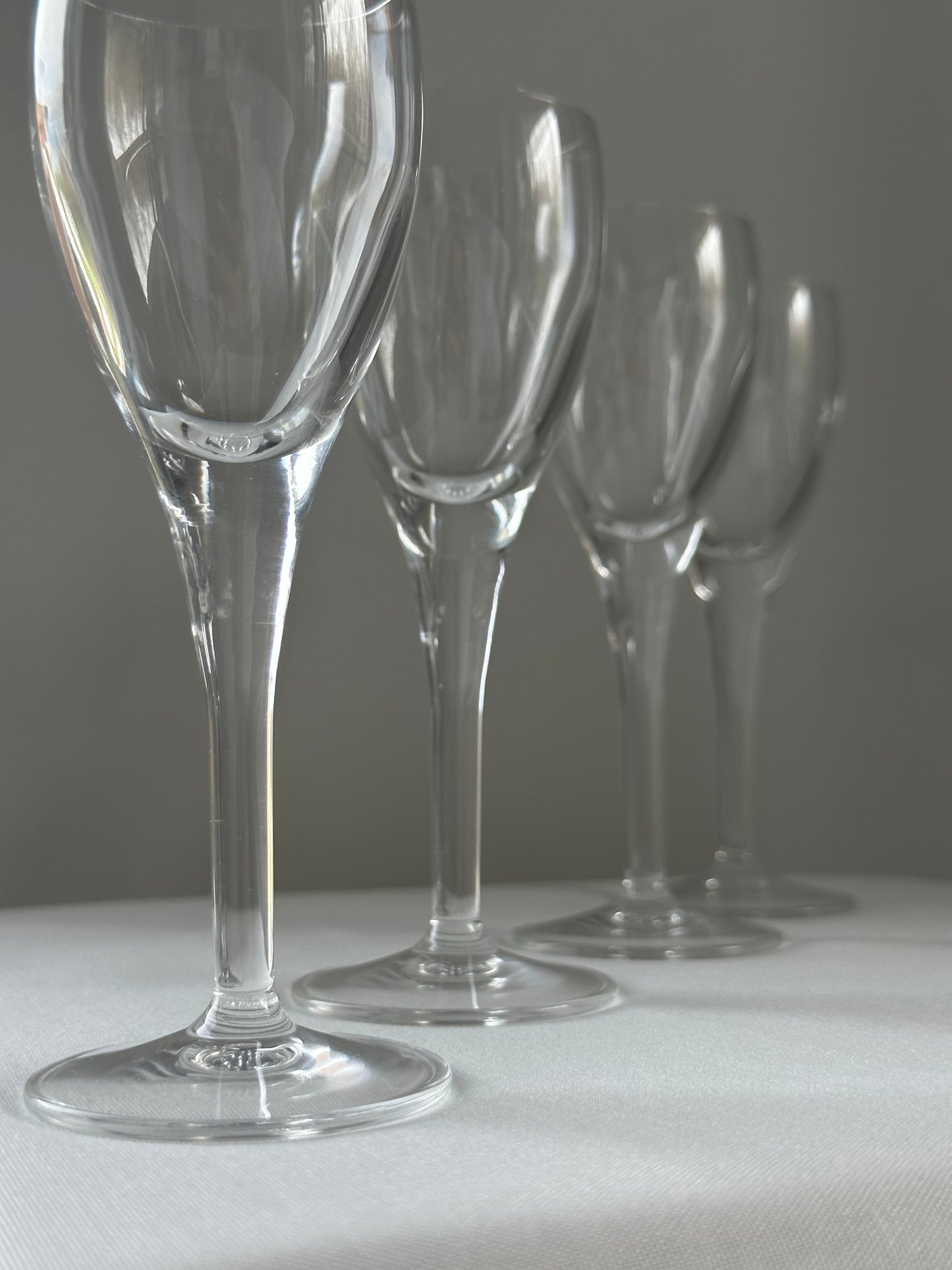 Vintage crystal aperitif glasses (set of 4)